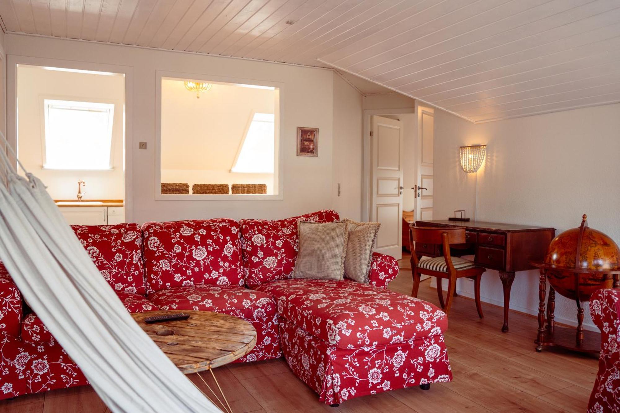 Boutique Hotel Postgarden Holsted Екстер'єр фото